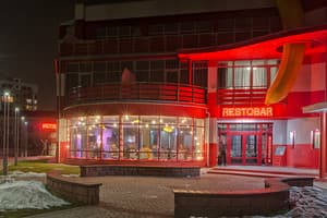 Emigrand art hotel 7